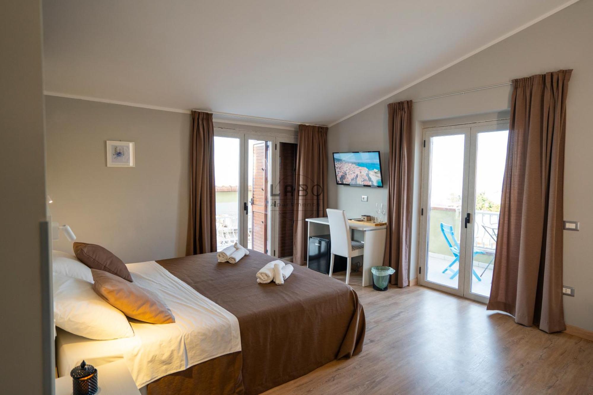 Agape Rooms In Tropea Eksteriør billede
